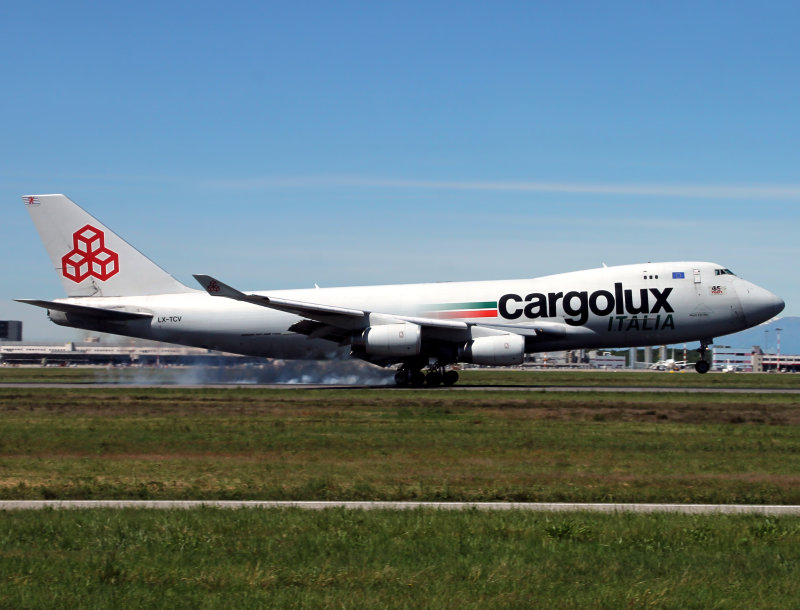 B747-400F LX-TCV