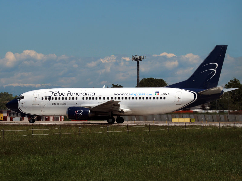 B737-300 I-BPAG 