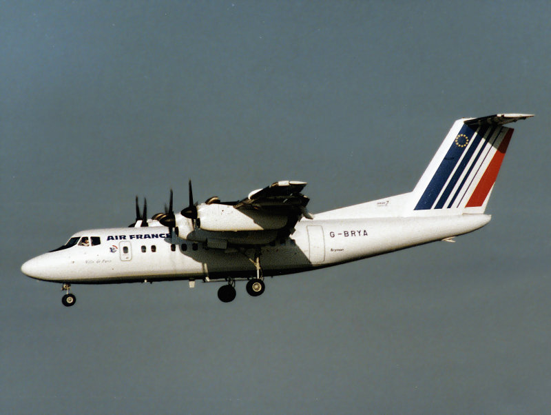 G-BRYA ldg.jpg