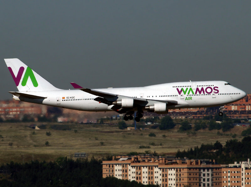 B747-400 EC-KQC