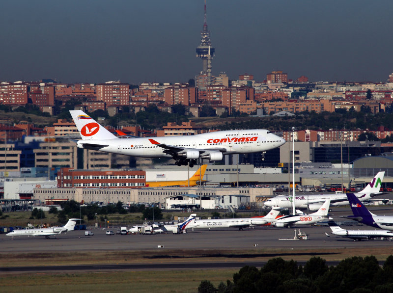 Madrid Landing scene..32L