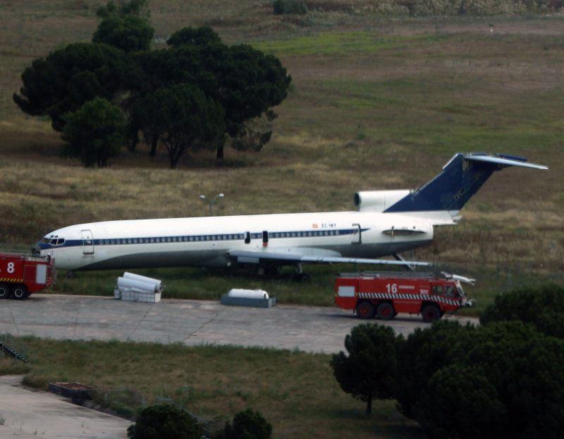 B727-200 EC-IMY