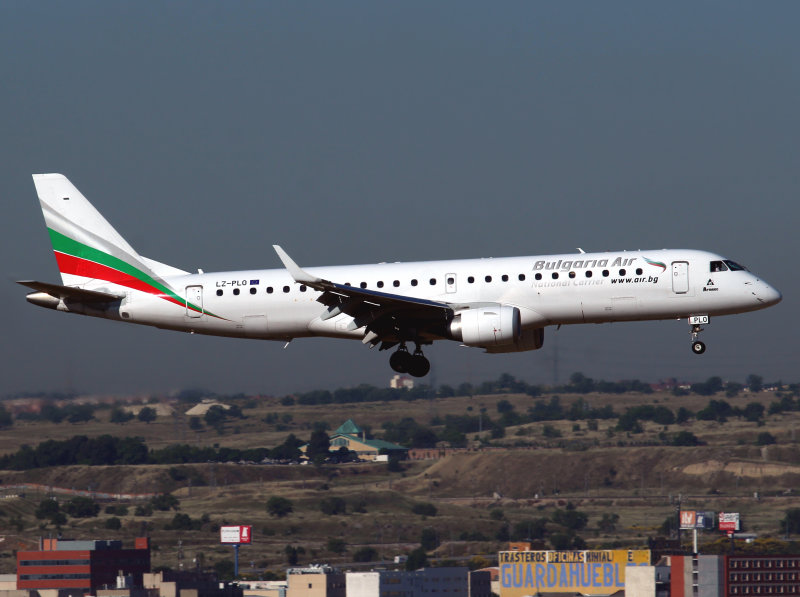 Emb 190 LZ-PLO