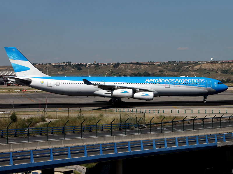 A340-300 LV-CSE