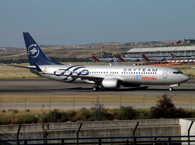 B737-800 EC-JHK