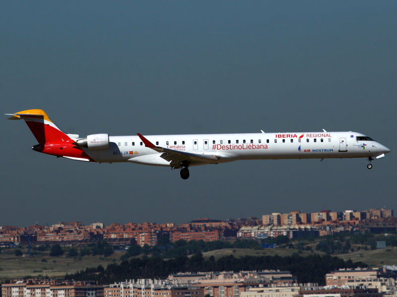 CRJ EC-LJX