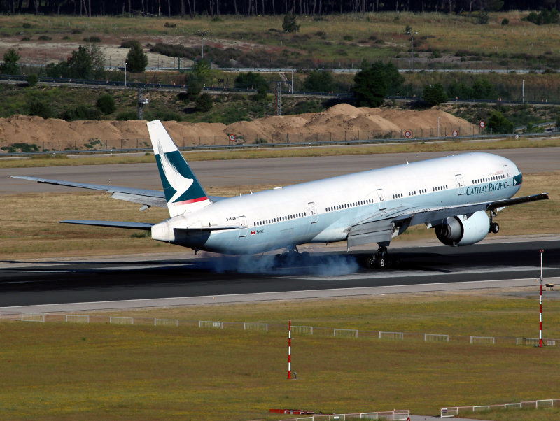 B-KQA 777-300