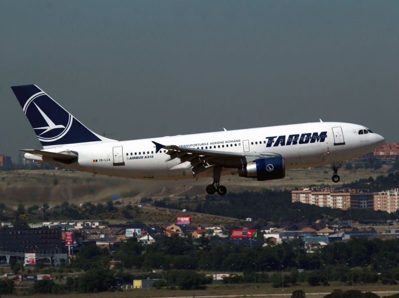 A310-300 YR-LCA