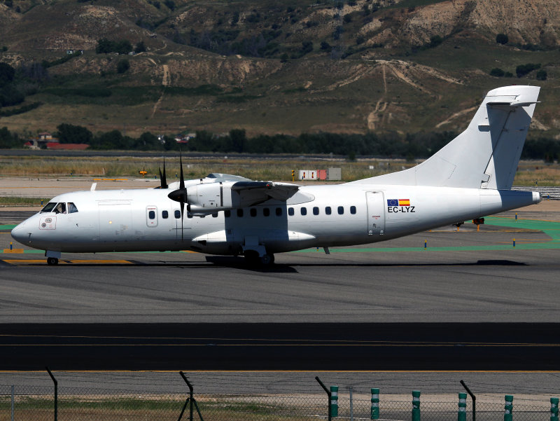 ATR42 EC-LYZ