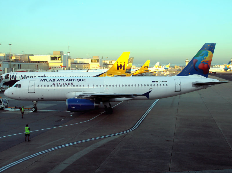 New titles at LGW 0615 today
This Airline apparently will operate from Paris to destinations in Algiers for
around 140 Euros O/W