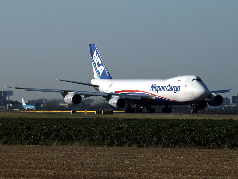 B747-800 JA-18KZ
