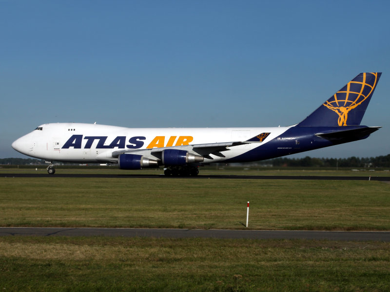 B747-400F N496MC