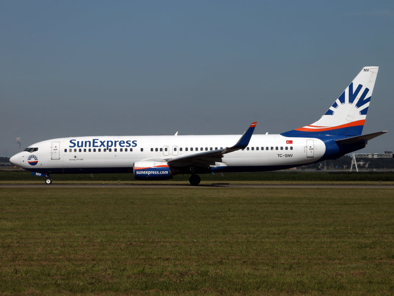 B737-800 TC-SNV