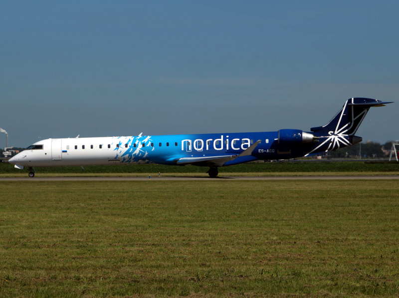 CRJ900 ES-ACG