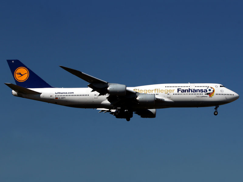 B747-800 D-ABYI