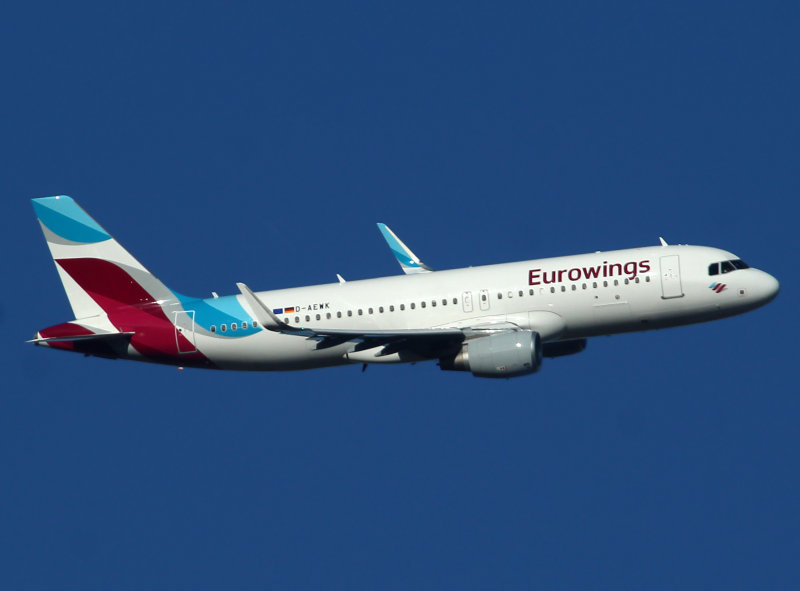 At LHR ex 09R