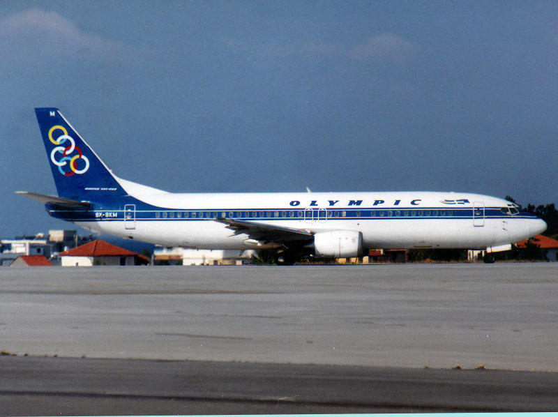 B737-800 SX-BKM