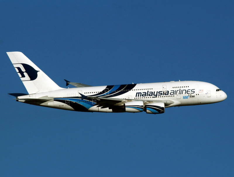A380 9M-MNF