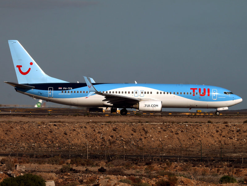 B737-800 PH-TFA