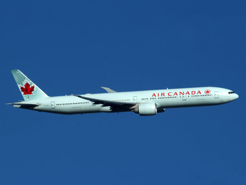 B777-300 C-FIUL