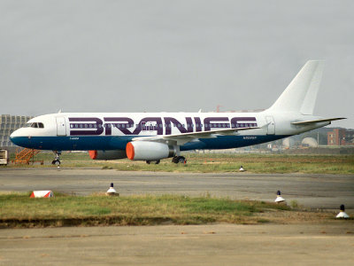 A320  N906BN 