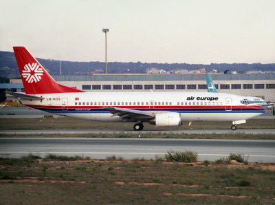 B737-300  LN-NOS  