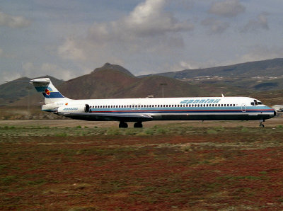MD-83  EC-EFK 