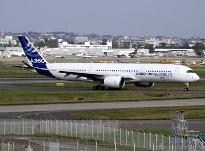 A-350  F-WXYB 