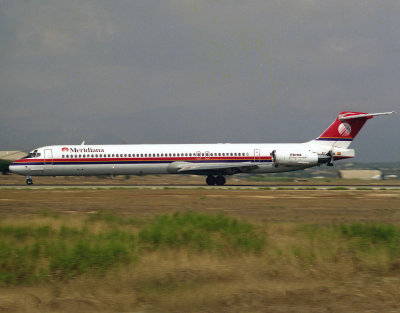 MD-83  EC-EKM  