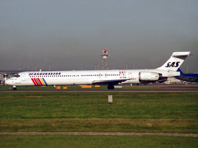 MD-90  SE-DMG 