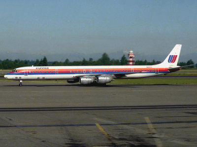 DC8-71  N8097U 