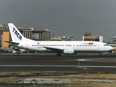 B737-400   N521LF