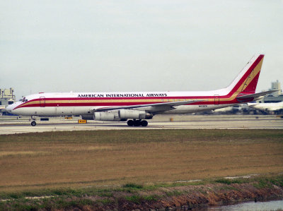DC8-62   N818CK 