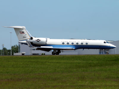 USAF VIP transport arriving at Stansted..