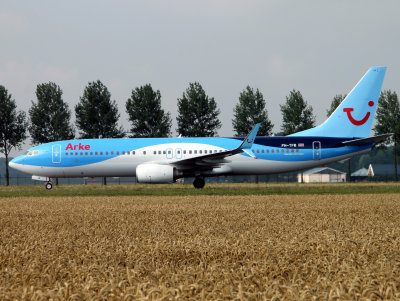 B737-800  PH-TFB  