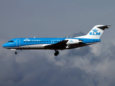 Revised tapered colours for KLM at LHR