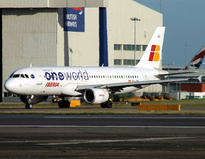 A320  EC-IZR 