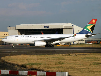A330 ZS-SXV  