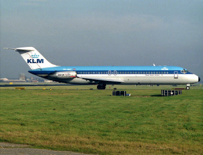 DC9-30  PH-DNT  