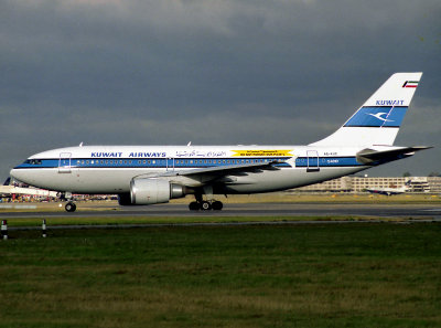 A310-300 A6-KUC 