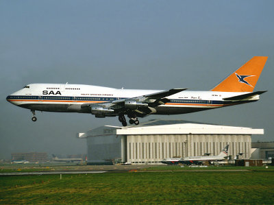Boeing 747-300 ZS-SAU 