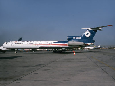 Tu-154M EX-85590 