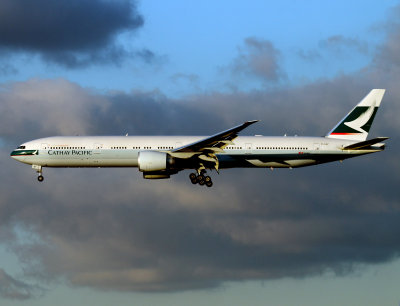 B777-300 B-KQF 