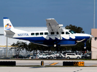 C208F N377TA 