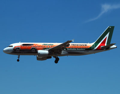 A320 EI-   