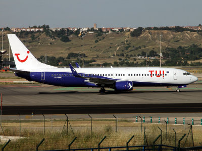 B737-800 YR-BMD 