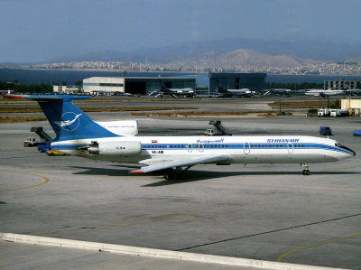 Tu-154M YK-AIB 
