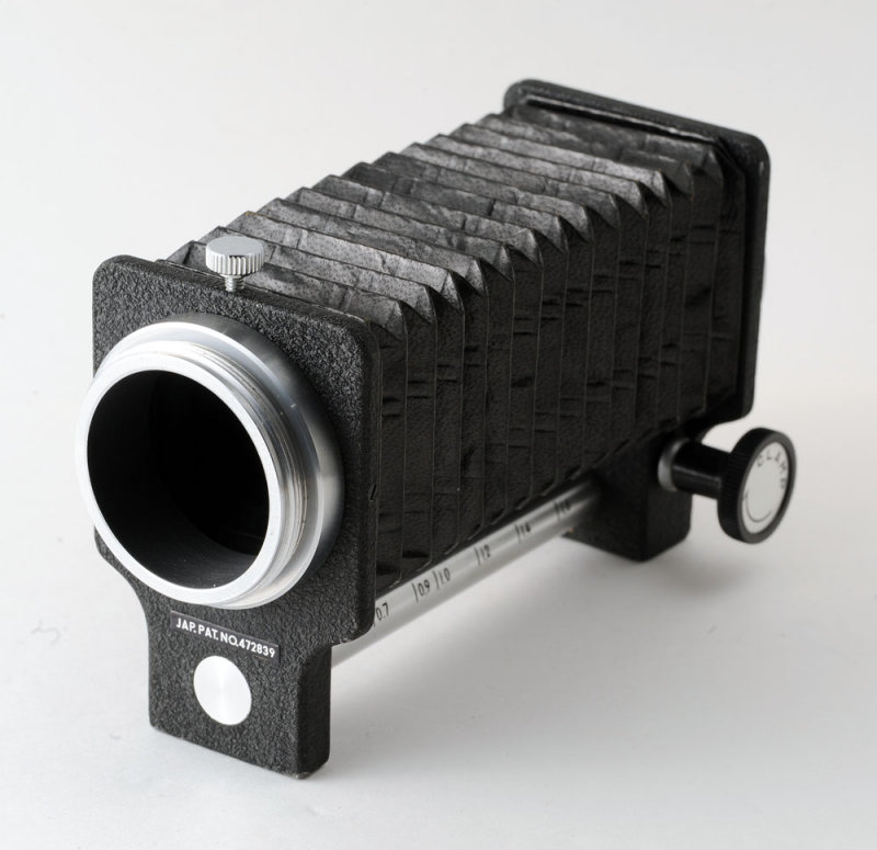 03 Pentax Asahi Bellows Unit M42 Screw Mount.jpg