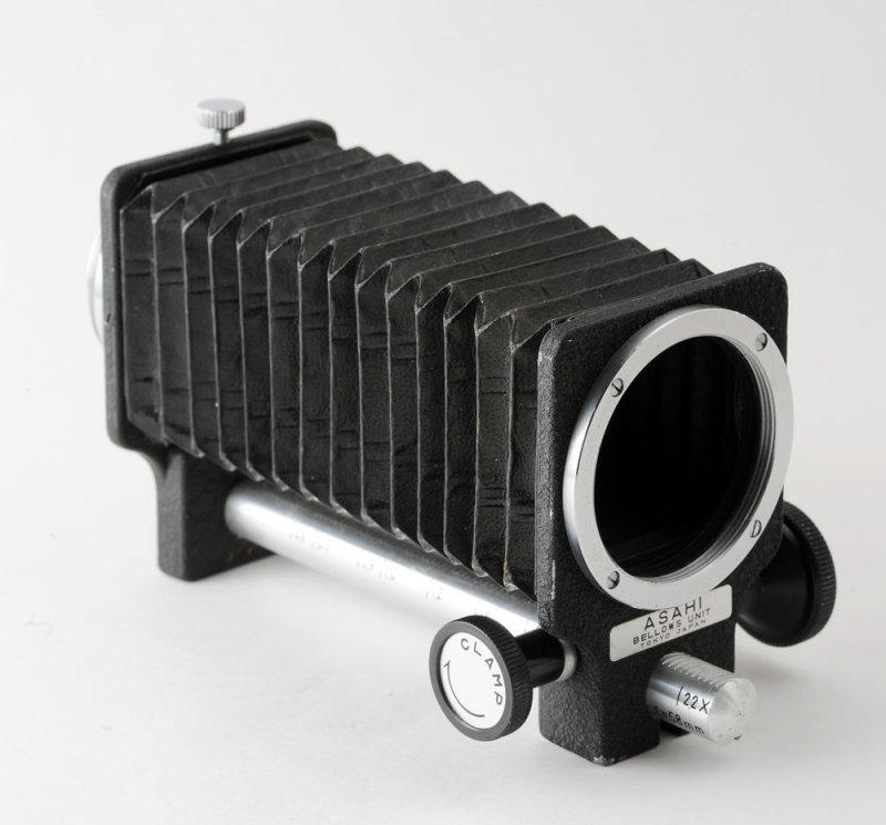 02 Pentax Asahi Bellows Unit M42 Screw Mount.jpg