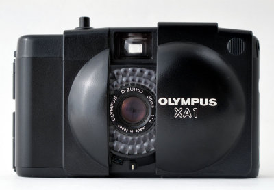 03 Olympus XA.jpg